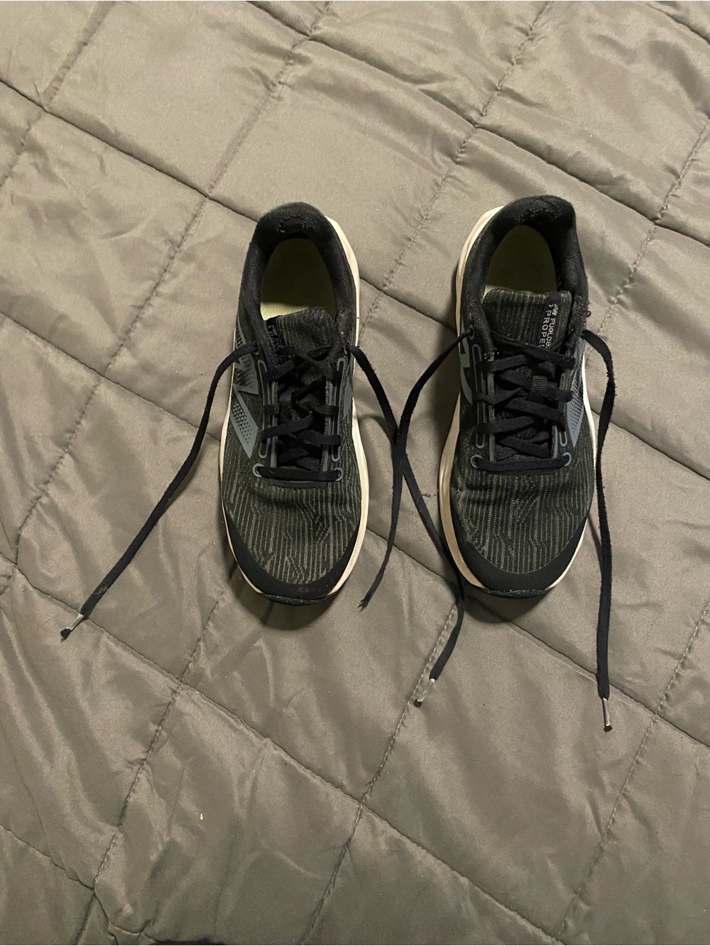 New Balance boys sneakers